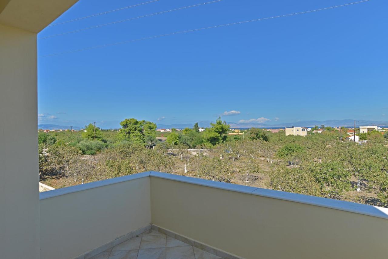 Villa Konstantinos 6 Bedrooms Aegina Exterior photo