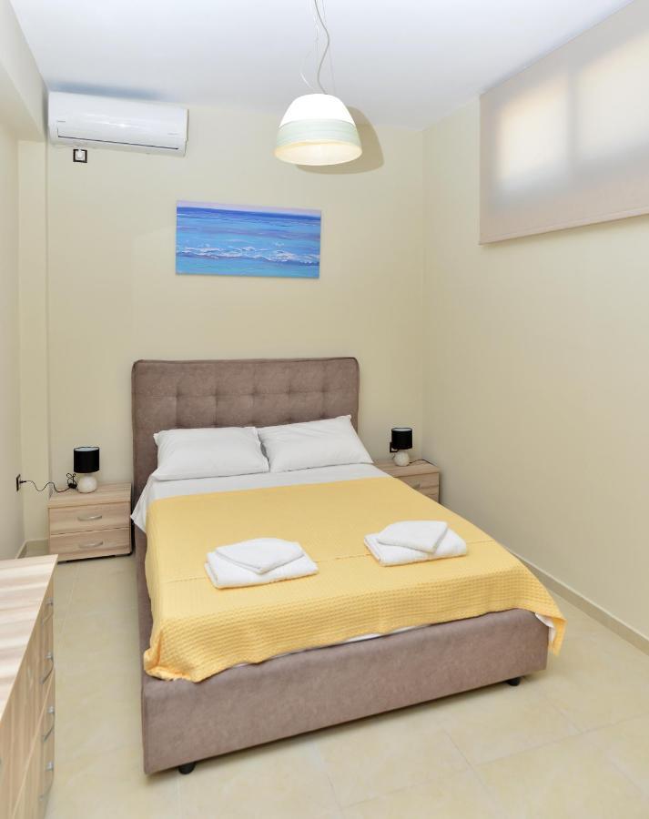 Villa Konstantinos 6 Bedrooms Aegina Exterior photo