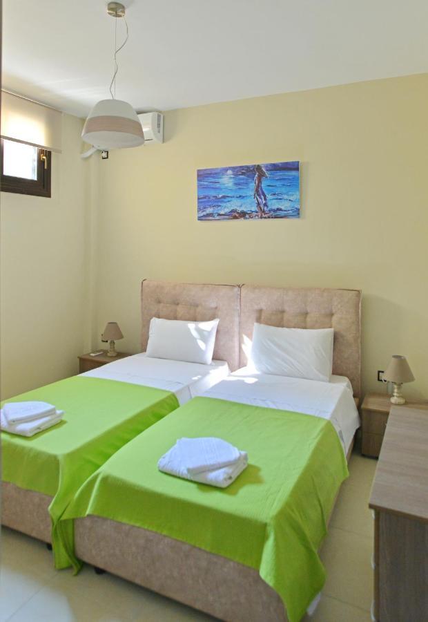 Villa Konstantinos 6 Bedrooms Aegina Exterior photo
